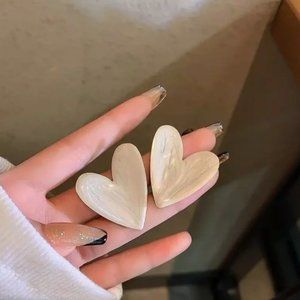 “Pure Love” White Heart Painted Statement Retro Festival Party Stud Earrings